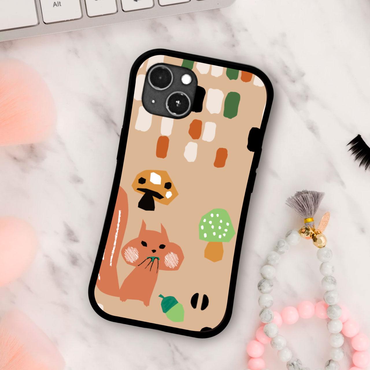 グリップケース リス と ドングリ  とキノコ イラスト 耐衝撃  iPhoneケース ストラップホール | 2枚目