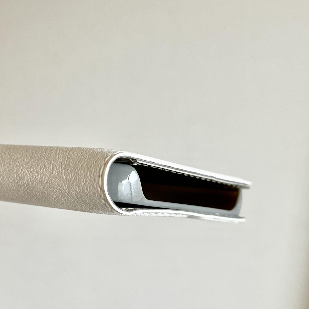 ベルトなし 手帳型 ケース 風 に誘われる ウサギ イラスト 帯なし ベルトレス iPhone ケース カバー | 8枚目